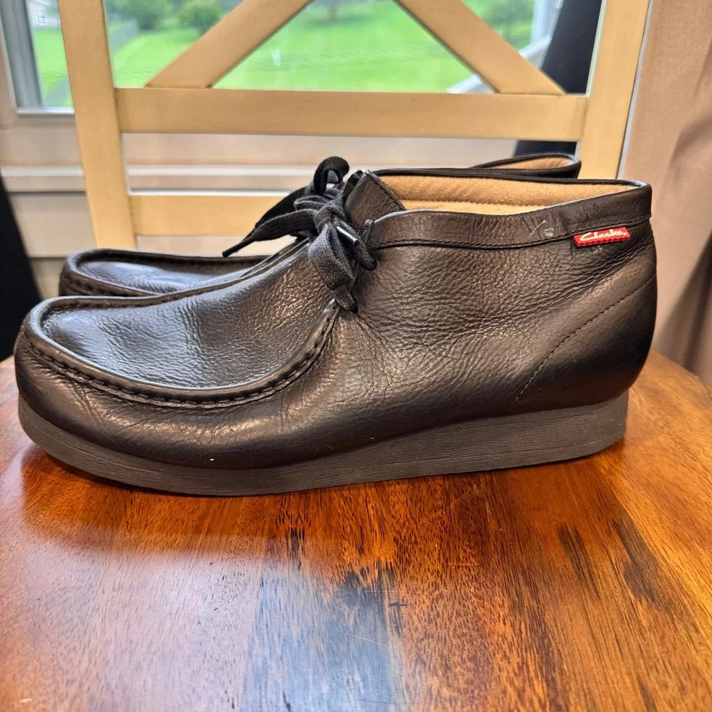 Clarks Wallabee Boot Mens Black Pebbled Leather Moc Toe Lace Up Shoes 10.5